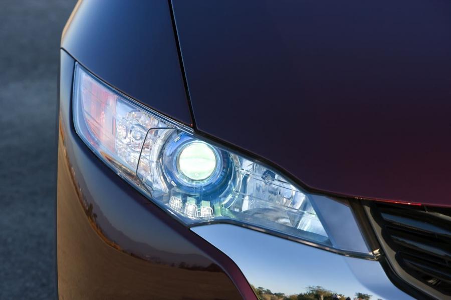  Honda FCX Clarity 2007 года  (фото 15 из 44)